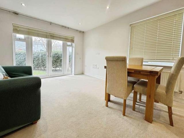 1 bed flat for sale