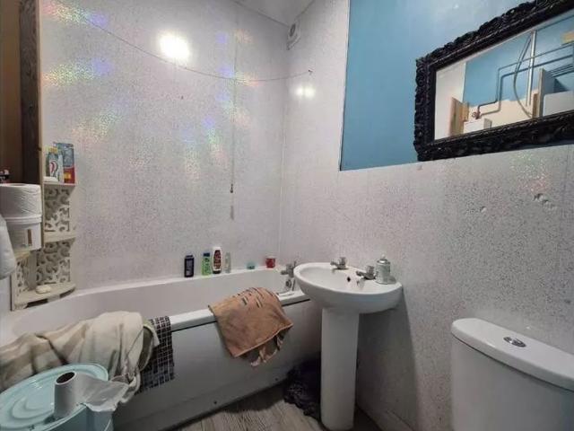 1 bed flat for sale