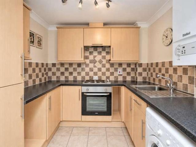 1 bed flat for sale