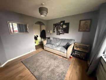 1 bed flat for sale