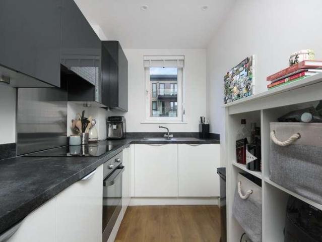 1 bed flat for sale