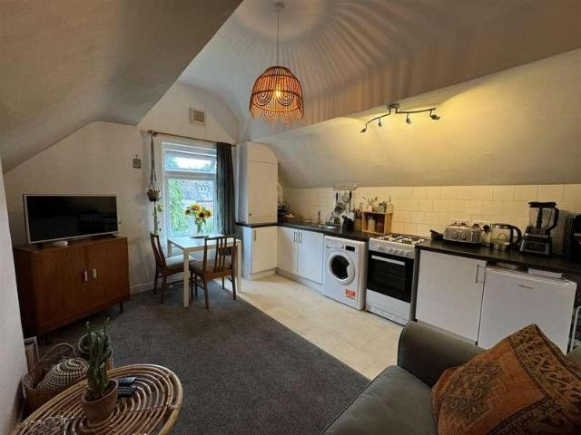 1 bed flat for sale
