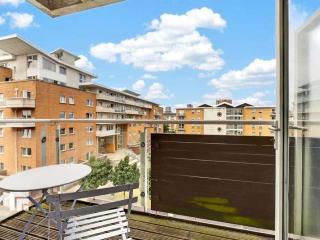 1 bed flat for sale