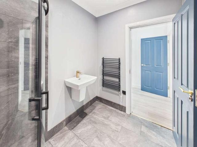 1 bed flat for sale