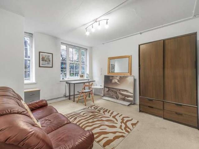 1 bed flat for sale