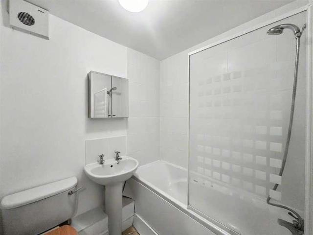 1 bed flat for sale