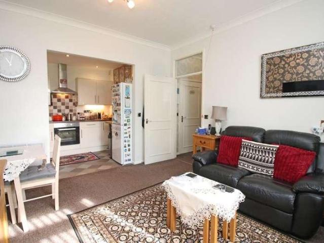1 bed flat for sale