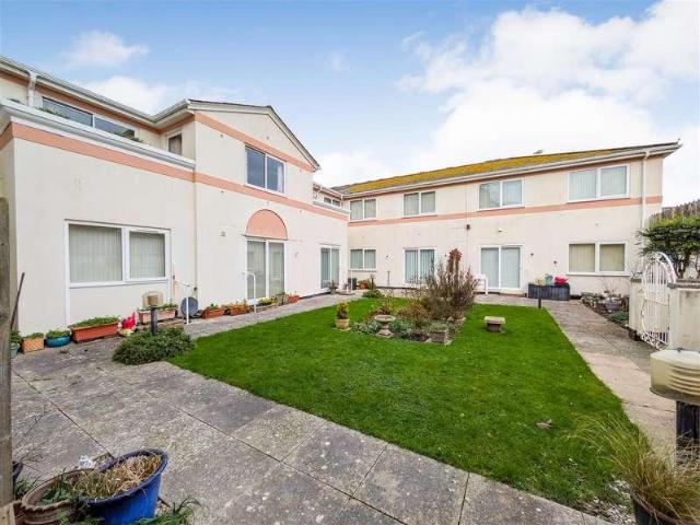 1 bed flat for sale