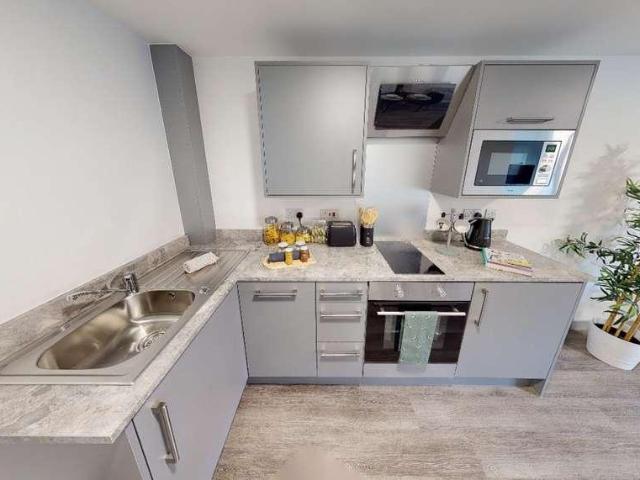 1 bed flat for sale