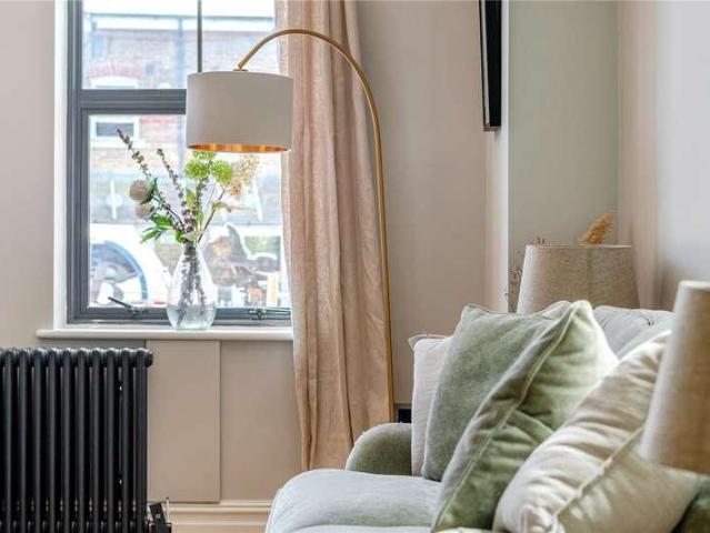 1 bed flat for sale