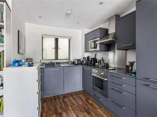 1 bed flat for sale