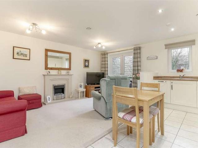 1 bed flat for sale