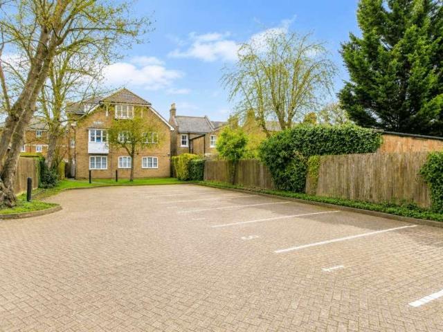 1 bed flat for sale