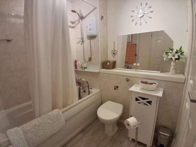1 bed flat for sale