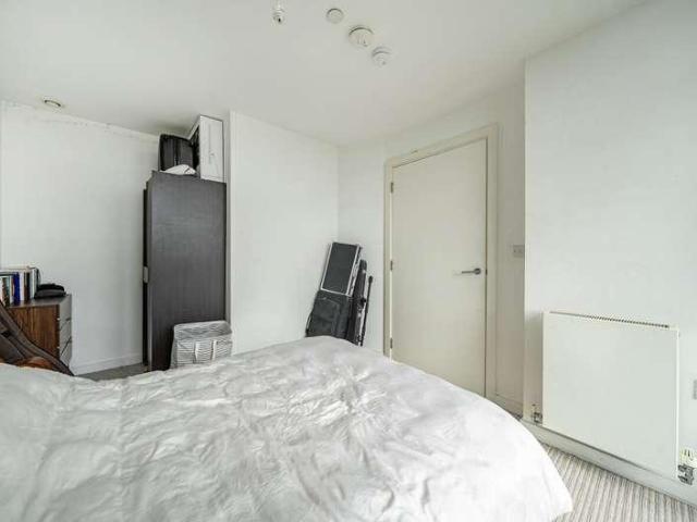1 bed flat for sale