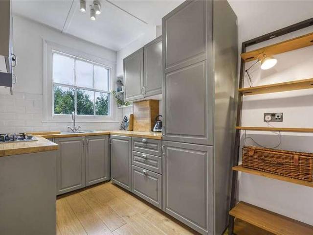 1 bed flat for sale