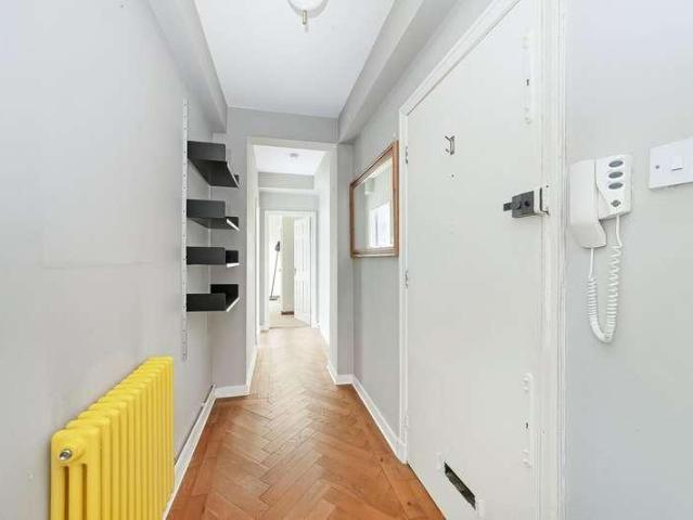 1 bed flat for sale