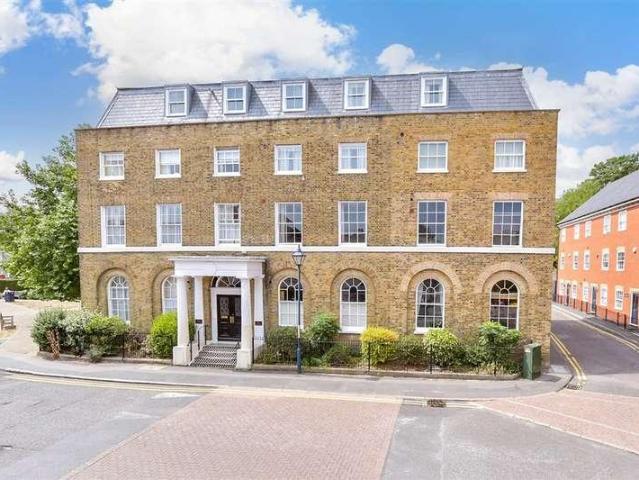 1 bed flat for sale