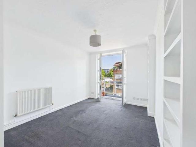 1 bed flat for sale