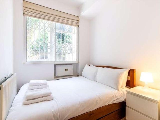 1 bed flat for sale