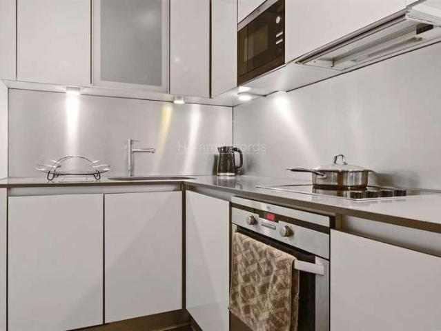 1 bed flat for sale