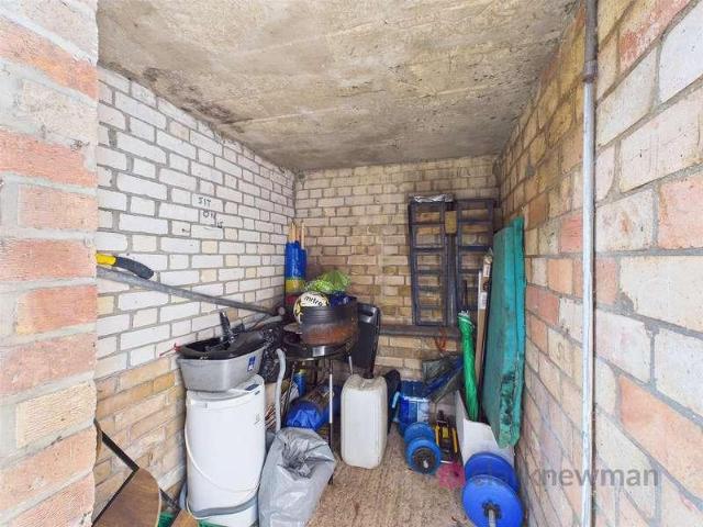 1 bed flat for sale