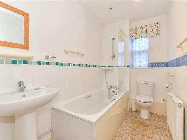 1 bed flat for sale
