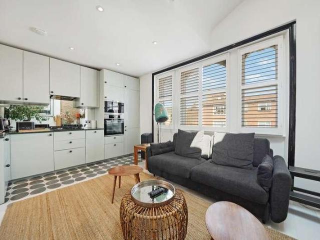 1 bed flat for sale