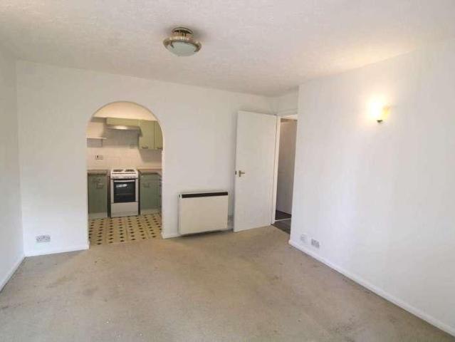 1 bed flat for sale