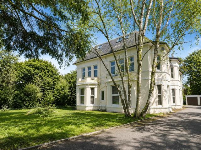 1 bed flat for sale