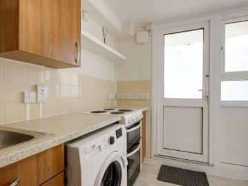 1 bed flat for sale
