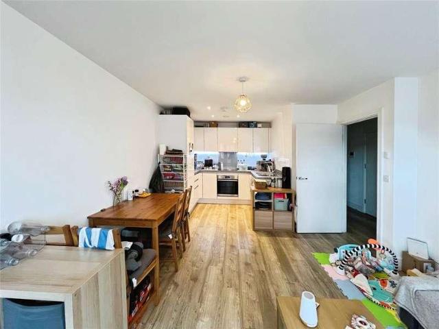 1 bed flat for sale