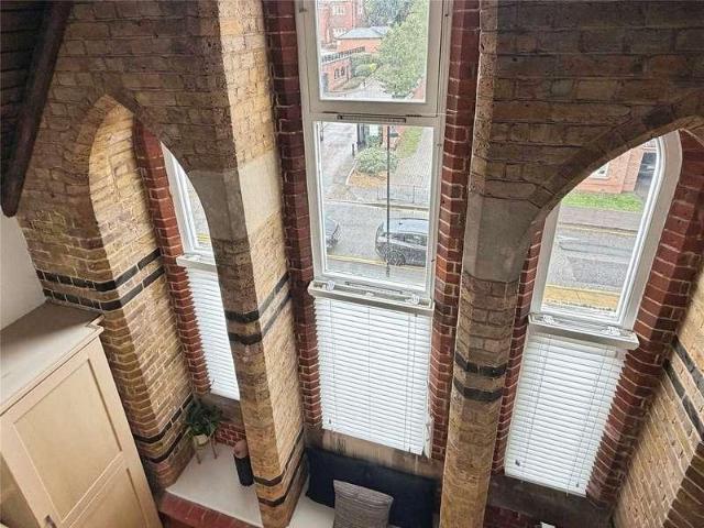 1 bed flat for sale