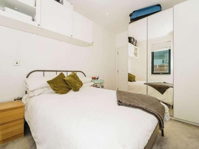 1 bed flat for sale