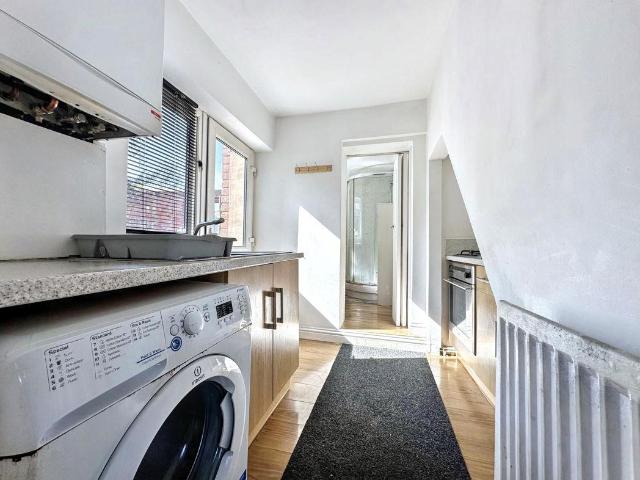 1 bed flat for sale