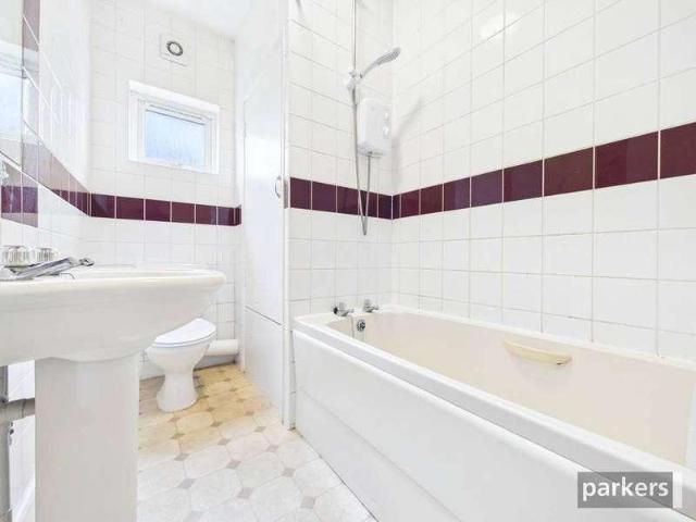 1 bed flat for sale