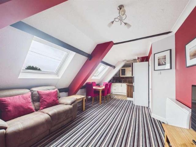 1 bed flat for sale