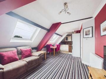 1 bed flat for sale