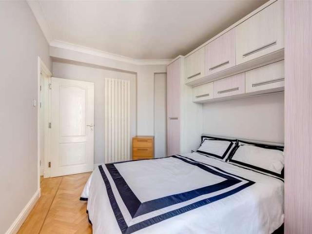 1 bed flat for sale