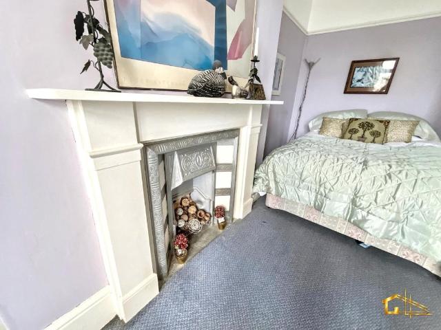 1 bed flat for sale