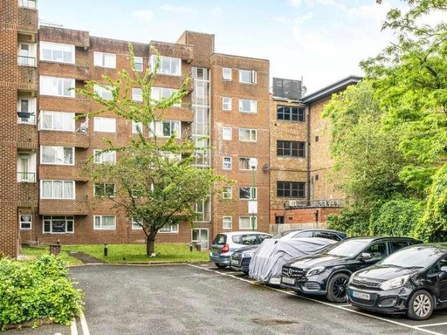 1 bed flat for sale