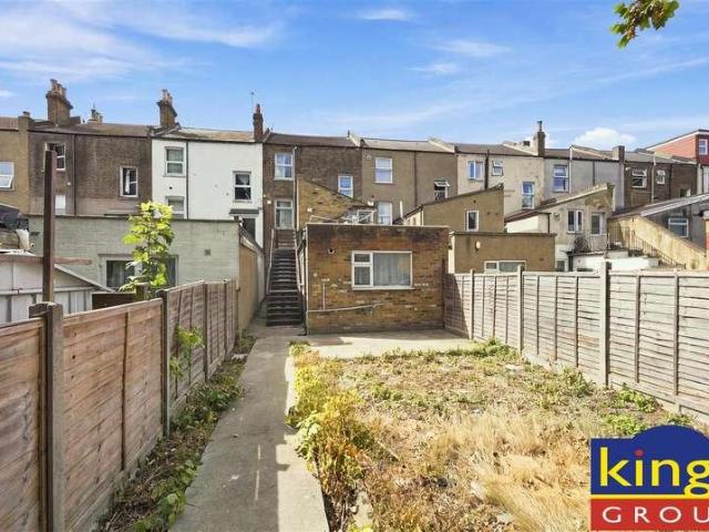 1 bed flat for sale