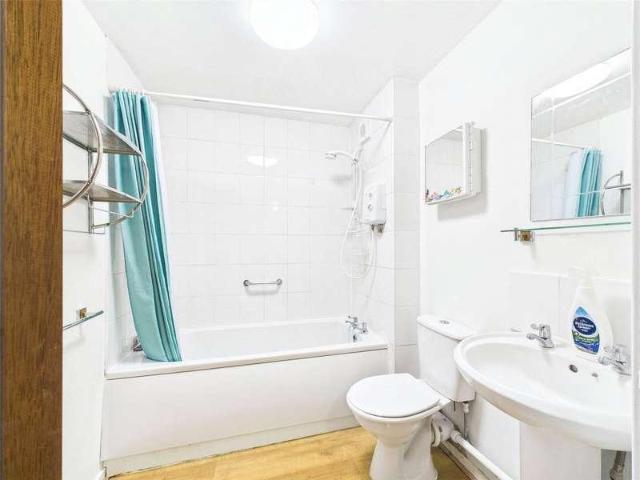 1 bed flat for sale