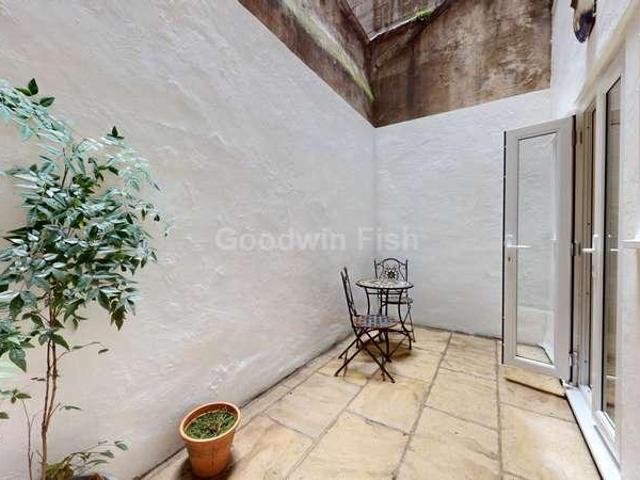 1 bed flat for sale