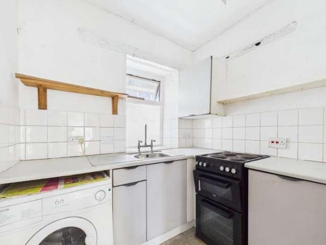 1 bed flat for sale