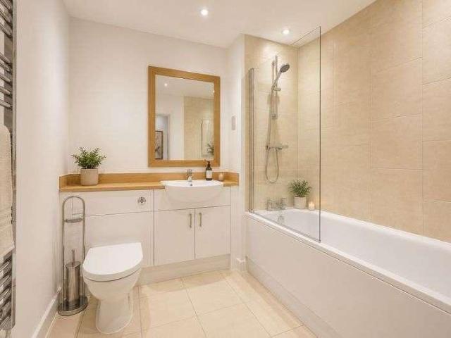 1 bed flat for sale