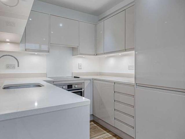 1 bed flat for sale