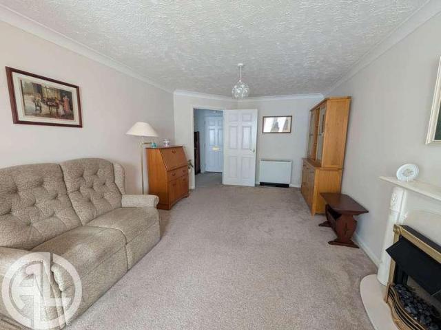 1 bed flat for sale