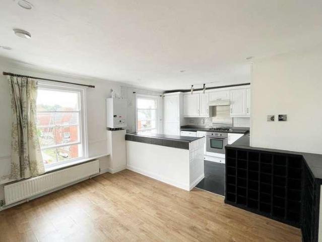 1 bed flat for sale