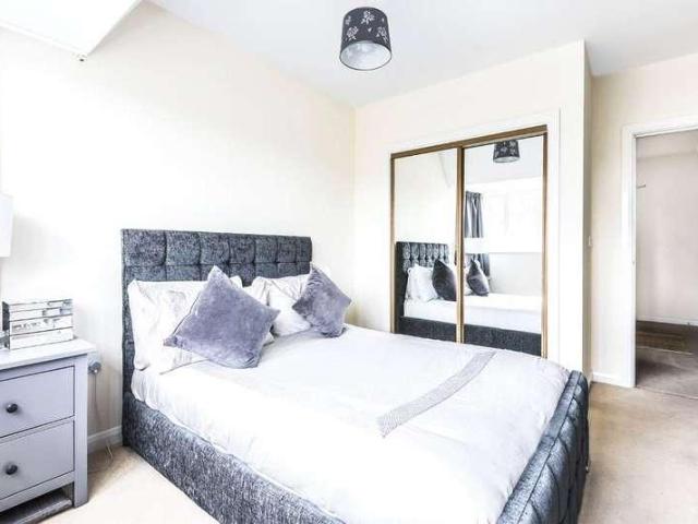 1 bed flat for sale